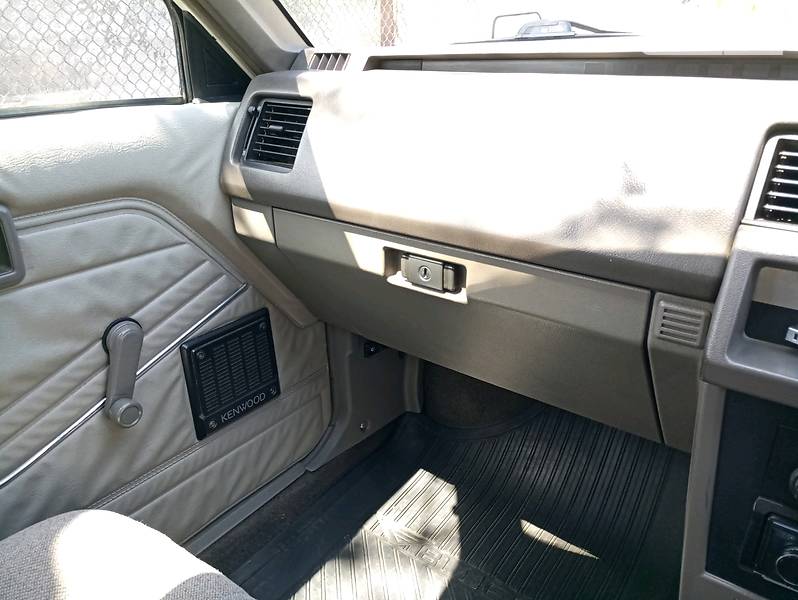 Универсал Nissan Bluebird 1989 в Одессе