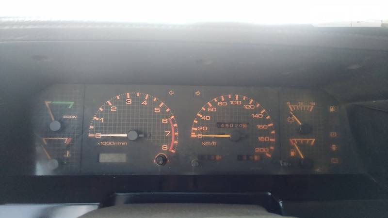 Седан Nissan Bluebird 1988 в Києві