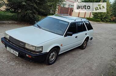 Універсал Nissan Bluebird 1988 в Дніпрі