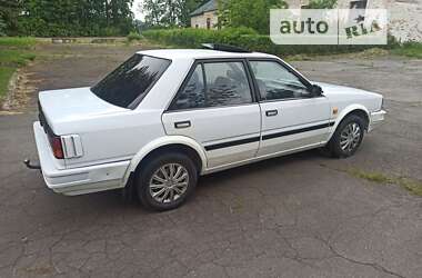 Седан Nissan Bluebird 1987 в Вінниці