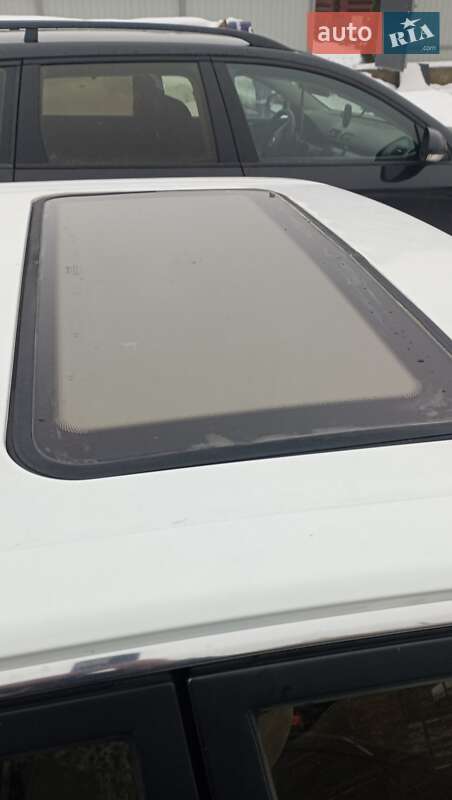 Седан Nissan Bluebird 1988 в Ужгороде