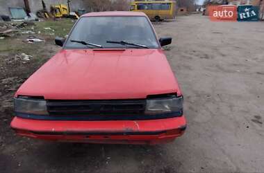 Седан Nissan Bluebird 1988 в Херсоне