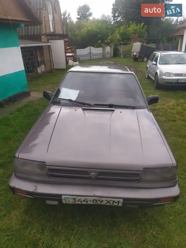 Nissan Bluebird 1990