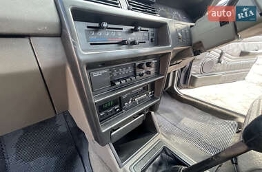 Седан Nissan Bluebird 1984 в  фото 10 Седан Nissan Bluebird 1984 в
