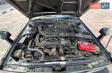 Седан Nissan Bluebird 1984 в  фото 23 Седан Nissan Bluebird 1984 в