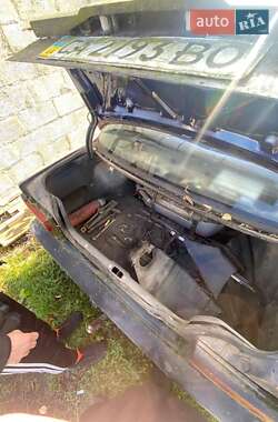 Седан Nissan Bluebird 1987 в Умані