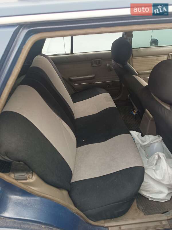 Универсал Nissan Bluebird 1986 в Сумах