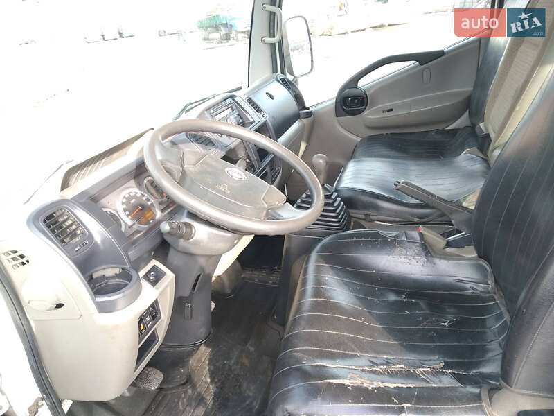 Борт Nissan Cabstar 2012 в Луцьку
