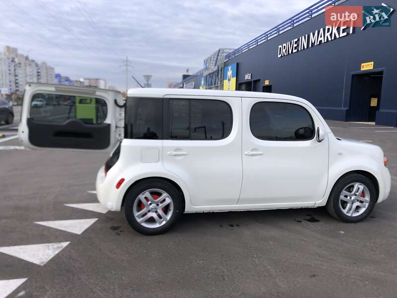 Минивэн Nissan Cube 2011 в Киеве