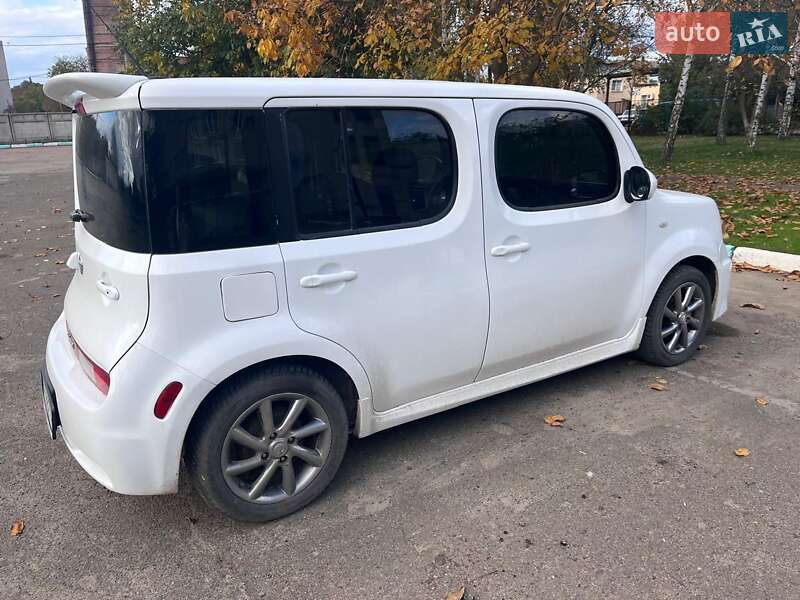 Минивэн Nissan Cube 2011 в Южном фото 2 Минивэн Nissan Cube 2011 в Южном