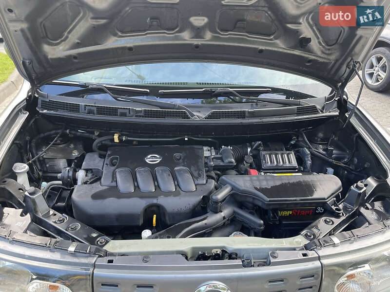 Минивэн Nissan Cube 2012 в Киеве