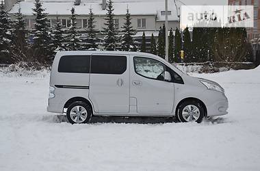 Мінівен Nissan e-NV200 2019 в Києві