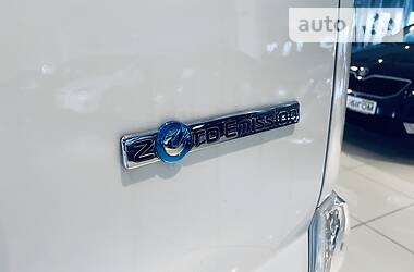 Мінівен Nissan e-NV200 2017 в 