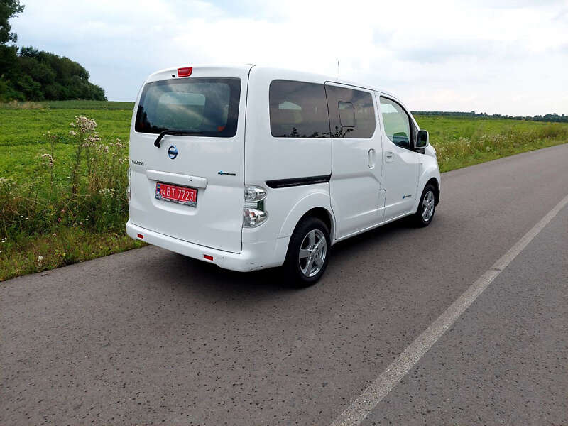 Минивэн Nissan e-NV200 2018 в Львове