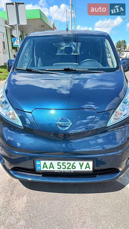 Минивэн Nissan e-NV200 2019 в Киеве