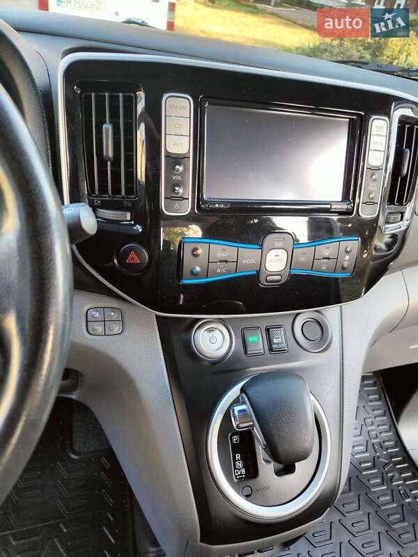 Минивэн Nissan e-NV200 2016 в Житомире