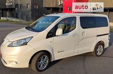 Минивэн Nissan e-NV200 2015 в Харькове