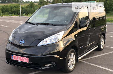 Минивэн Nissan e-NV200 2015 в Ровно