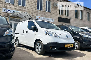 Вантажопасажирський фургон Nissan e-NV200 2019 в Житомирі