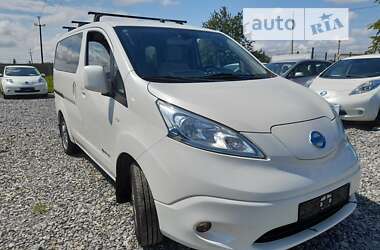 Мінівен Nissan e-NV200 2015 в Вінниці