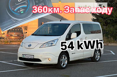 Минивэн Nissan e-NV200 2015 в Киеве