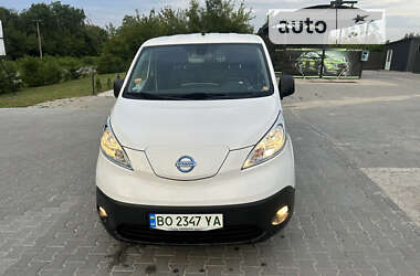 Вантажний фургон Nissan e-NV200 2016 в Підгайцях