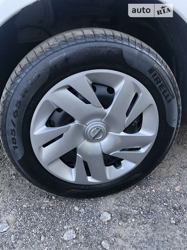 Вантажний фургон Nissan e-NV200 2016 в Вінниці