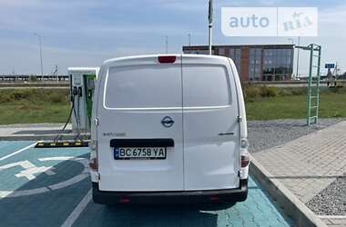 Вантажний фургон Nissan e-NV200 2016 в Львові