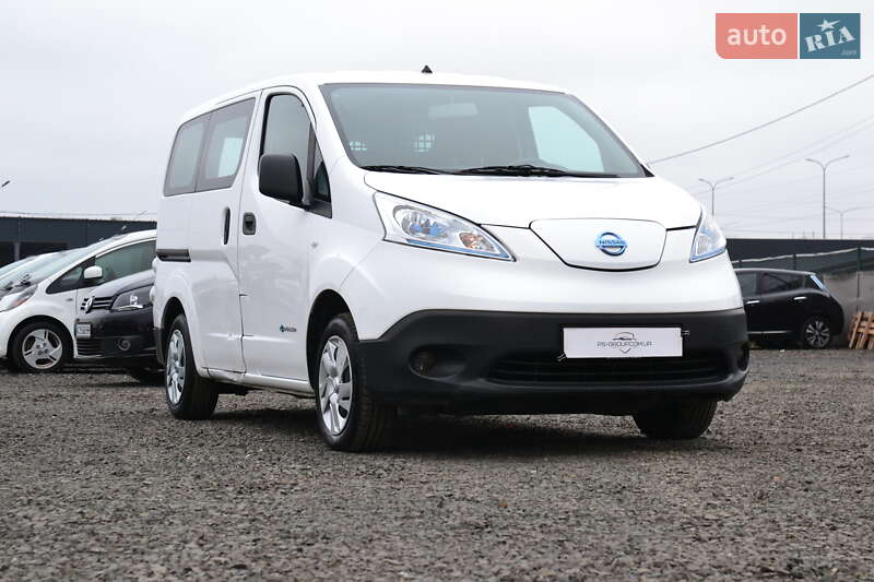 Грузовой фургон Nissan e-NV200 2020 в Луцке