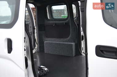 Грузовой фургон Nissan e-NV200 2020 в Луцке