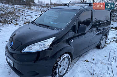 Вантажний фургон Nissan e-NV200 2014 в Бориславі