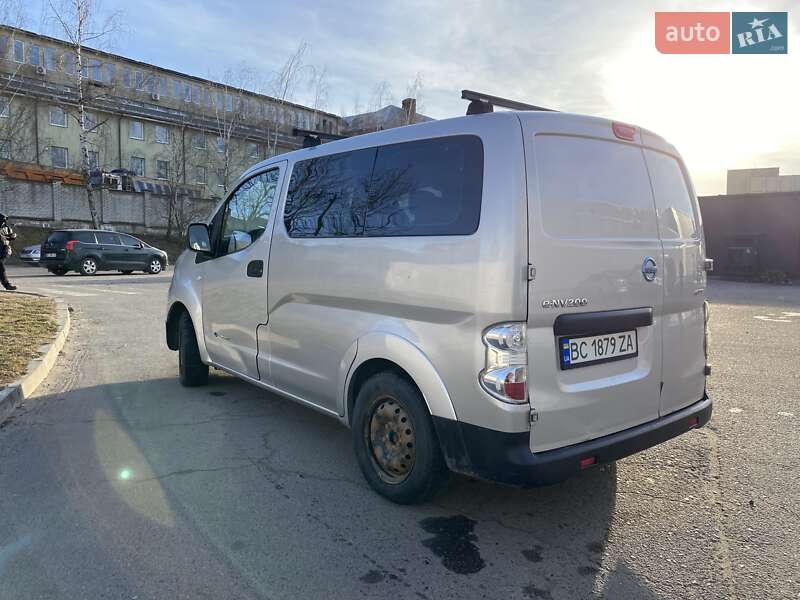 Мінівен Nissan e-NV200 2014 в Львові