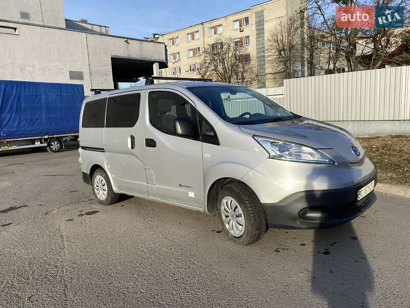 Мінівен Nissan e-NV200 2014 в Львові