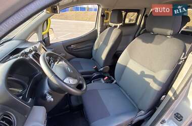 Минивэн Nissan e-NV200 2018 в 