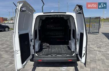 Грузовой фургон Nissan e-NV200 2019 в 