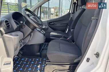 Грузовой фургон Nissan e-NV200 2019 в 