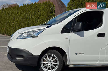 Вантажний фургон Nissan e-NV200 2020 в 