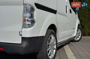 Вантажний фургон Nissan e-NV200 2020 в 