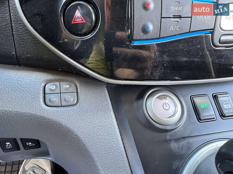 Вантажний фургон Nissan e-NV200 2020 в Стрию