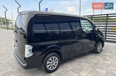 Вантажний фургон Nissan e-NV200 2021 в 