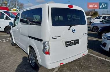 Мінівен Nissan e-NV200 2021 в 