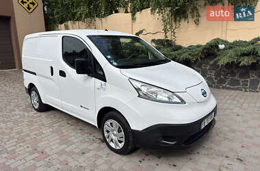 Мінівен Nissan e-NV200 2018 в Рівному