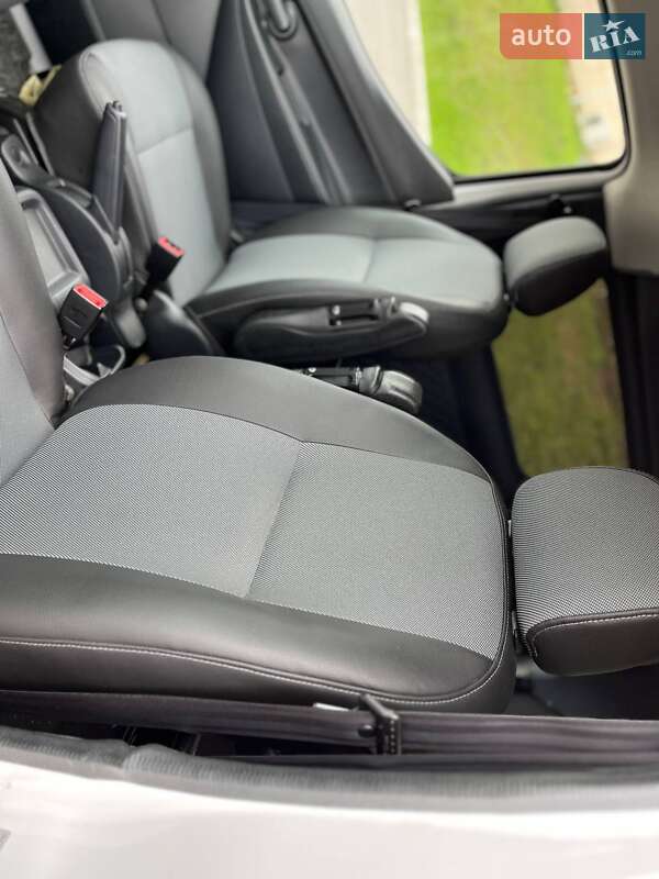 Мінівен Nissan e-NV200 2019 в Вінниці фото 26 Мінівен Nissan e-NV200 2019 в Вінниці