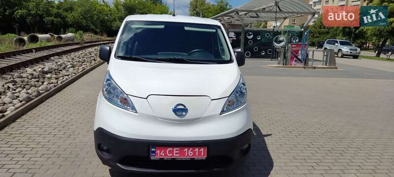 Грузовой фургон Nissan e-NV200 2018 в Ивано-Франковске