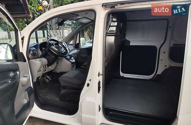 Грузовой фургон Nissan e-NV200 2019 в 