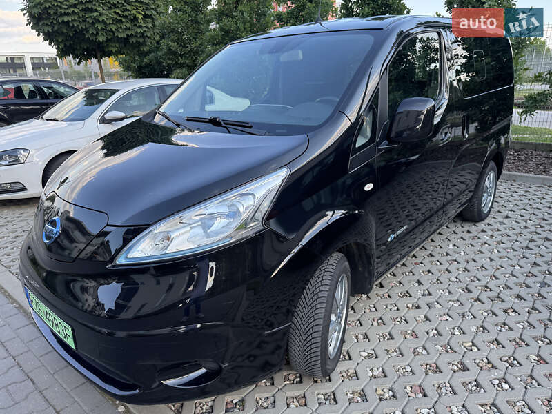 Nissan e-NV200 2018
