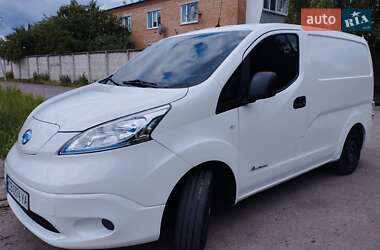 Грузовой фургон Nissan e-NV200 2018 в Нежине