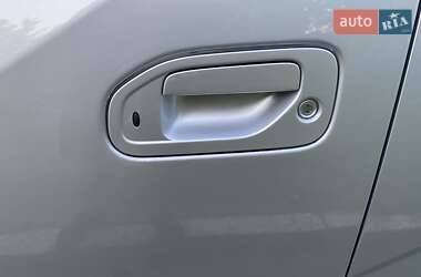 Мінівен Nissan e-NV200 2018 в 