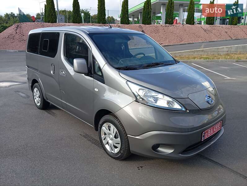 Минивэн Nissan e-NV200 2017 в Виннице
