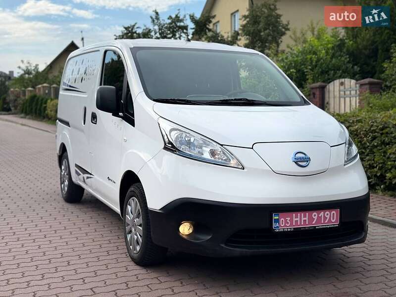 Nissan e-NV200 2020